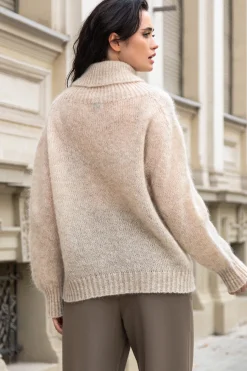 Swetry Na Jesień I Zimę | Ciepłe Swetry><noscript><img width=