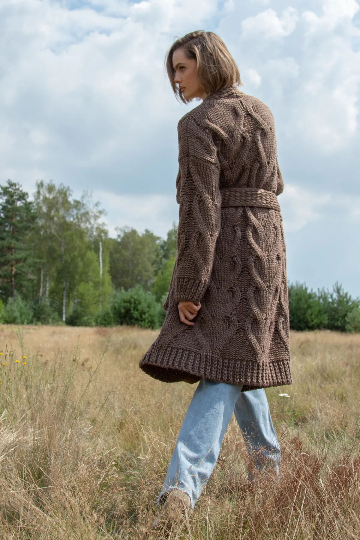 Kardigany Na Jesień I Zimę | Kardigany Z Paskiem>Fobya Długi wełniany Kardigan z ozdobnym grubym splotem Chunky Knit F1261 espresso