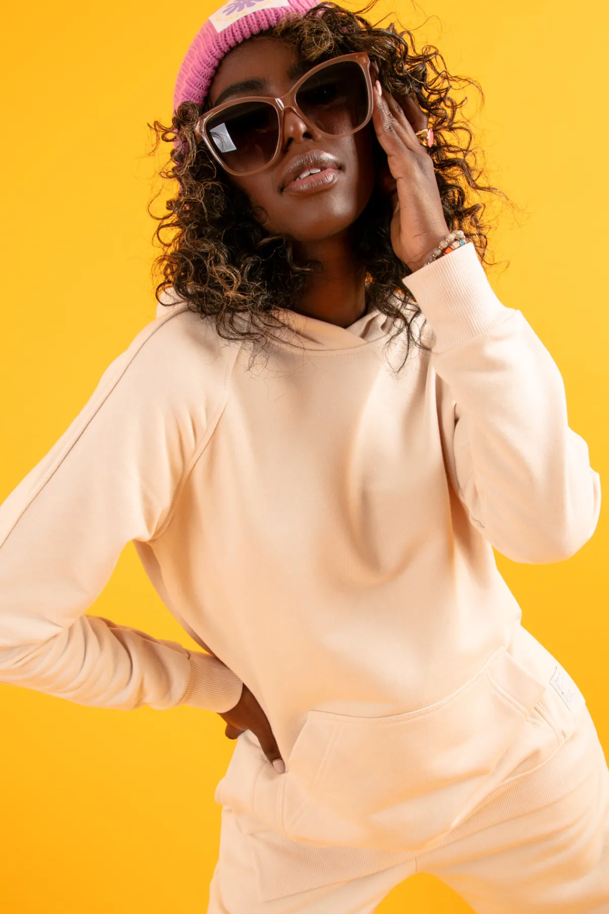 Bluzy | Bluzy>Fobya Dzianinowa Bluza z kapturem i rozporkami F1419 cream