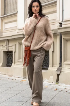 Swetry Oversize | Swetry Eleganckie><noscript><img width=