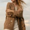 Kardigany Na Jesień I Zimę | Kardigany Eleganckie>Fobya Kardigan chunky knit z pęknięciami F1738 carmel