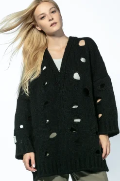 Kardigany Na Jesień I Zimę | Kardigany Eleganckie>Fobya Kardigan chunky knit z pęknięciami F1738 czarny