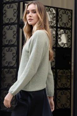 Swetry Na Jesień I Zimę | Swetry Eleganckie><noscript><img width=