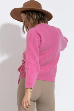 Swetry Eleganckie | Swetry Krótkie><noscript><img width=
