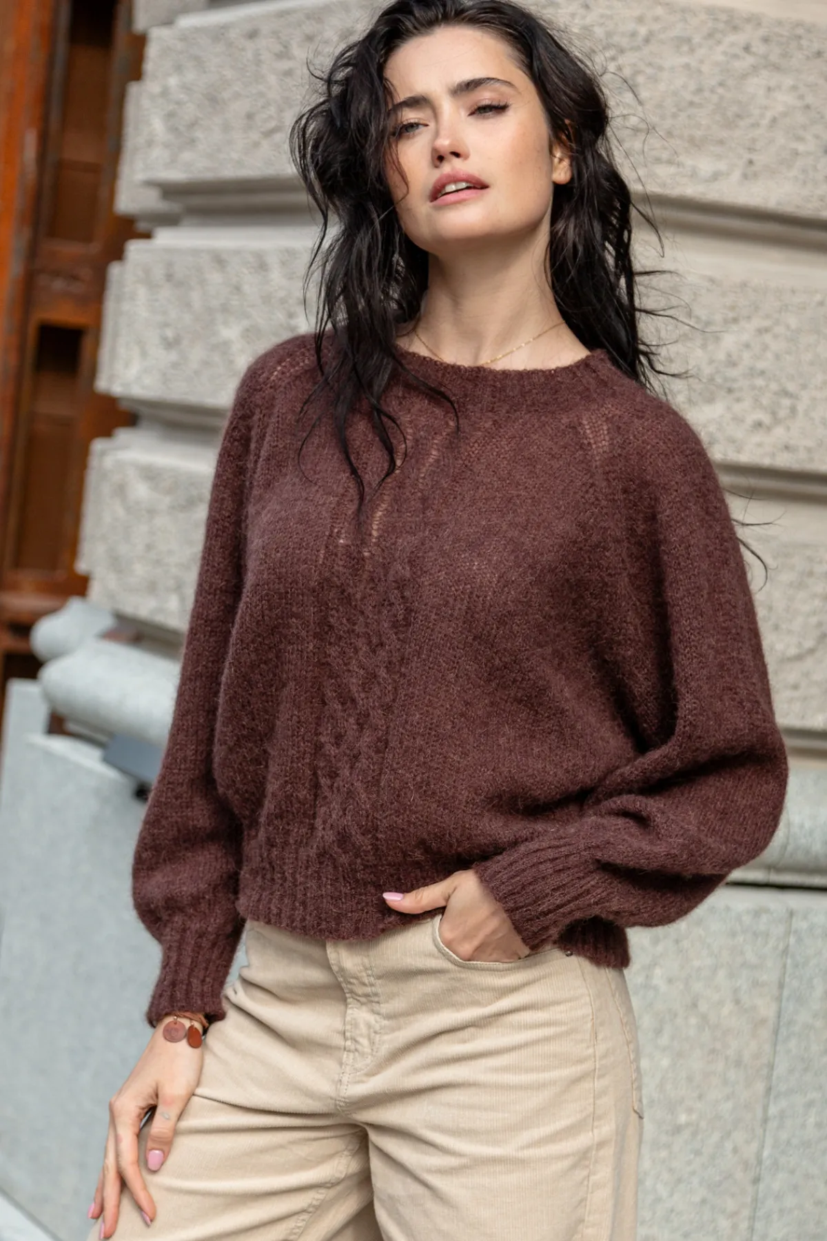 Swetry Eleganckie | Swetry We Wzór>Fobya Lekki bezszwowy sweter z wełny alpaki F1732 choco