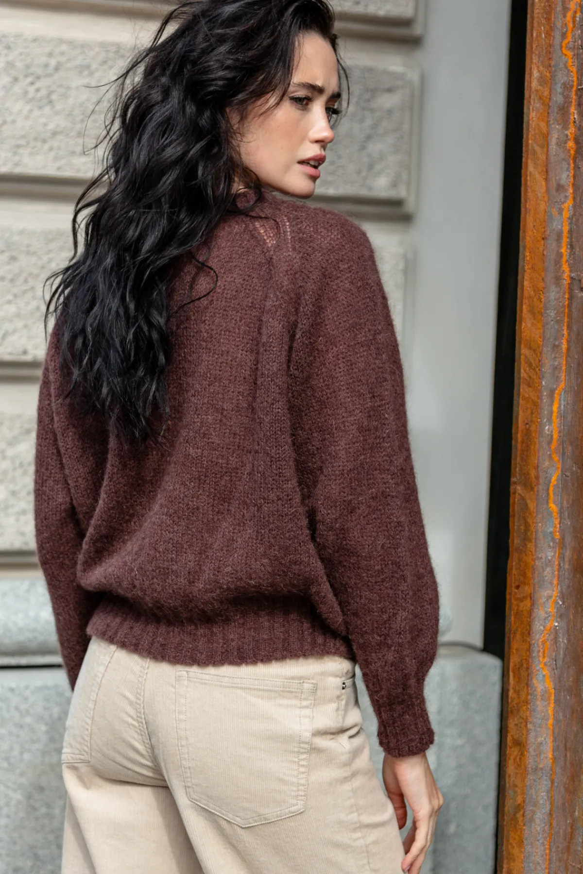 Swetry Eleganckie | Swetry We Wzór>Fobya Lekki bezszwowy sweter z wełny alpaki F1732 choco