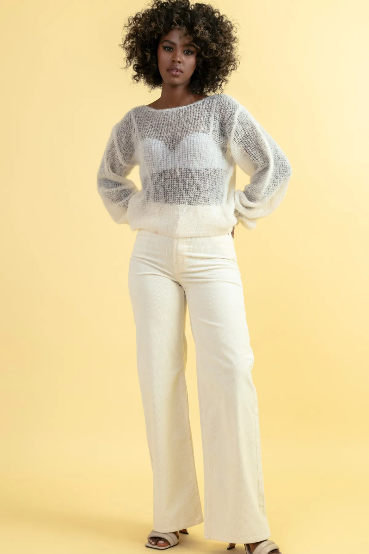 Swetry Oversize | Swetry Eleganckie>Fobya Lekki sweter z wełny alpaki F1663 ecru