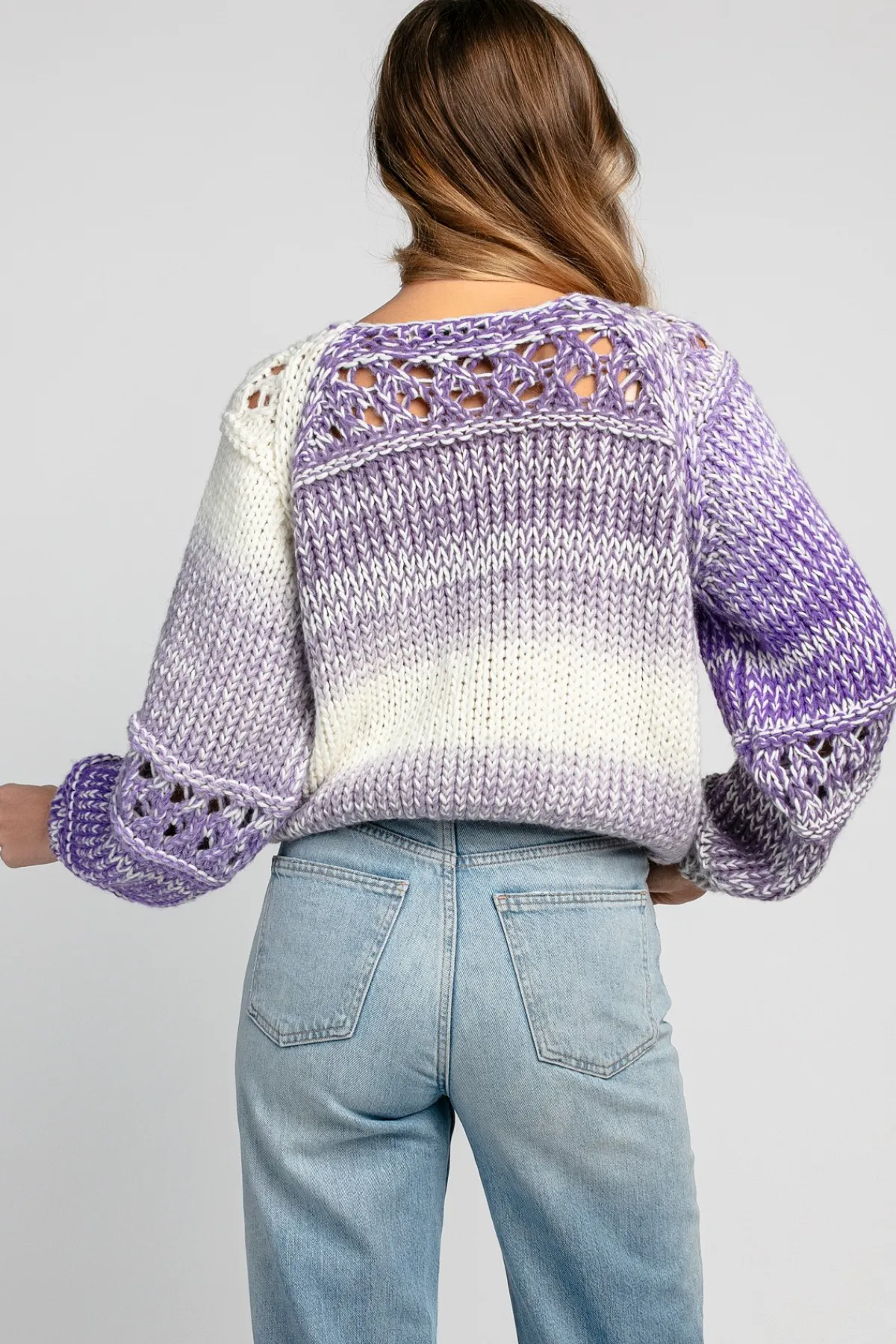 Swetry Ażurowe | Swetry Kolorowe>Fobya Sweter ażurowy o grubszym splocie chunky knit F1976 fiolet