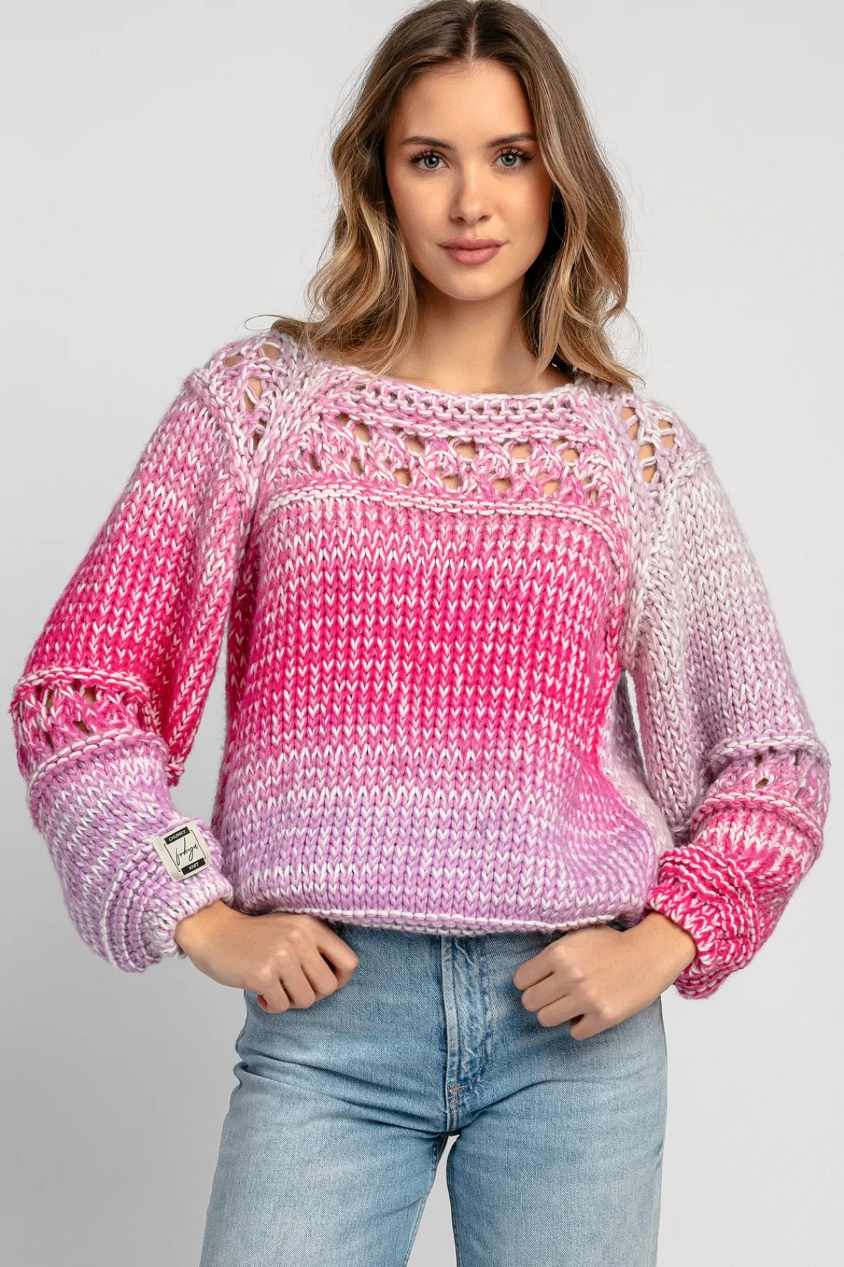 Swetry Ażurowe | Swetry Kolorowe>Fobya Sweter ażurowy o grubszym splocie chunky knit F1976 różowy