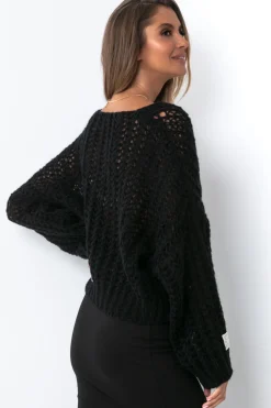 Swetry Oversize | Swetry Eleganckie>Fobya Sweter ovesize z dekoltem w serek F1492 czarny