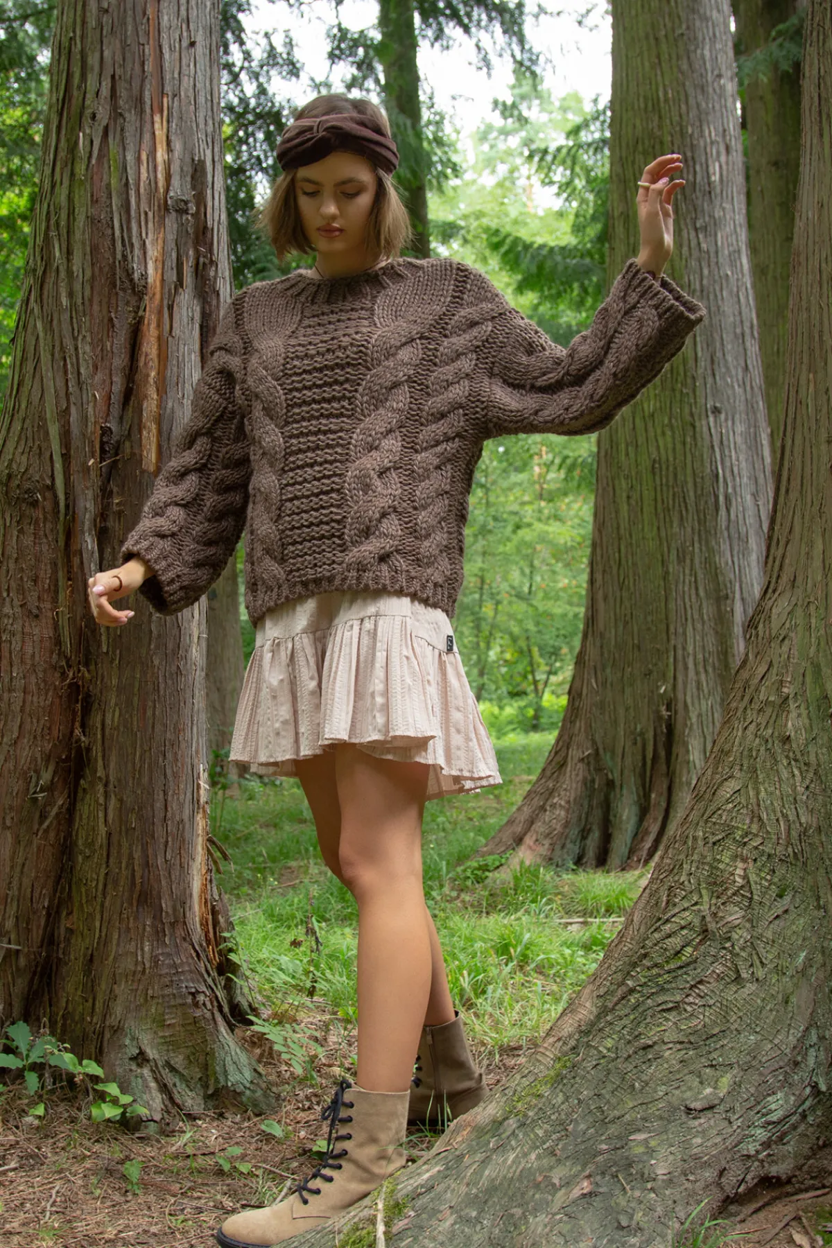 Swetry Na Jesień I Zimę | Ciepłe Swetry>Fobya Sweter z grubymi warkoczami CHUNKY KNIT F780 espresso