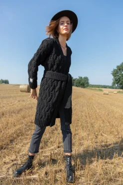 Kardigany Na Jesień I Zimę | Kardigany Z Paskiem>Fobya Wełniany kardigan o grubym splocie Chunky Knit F1480 czarny