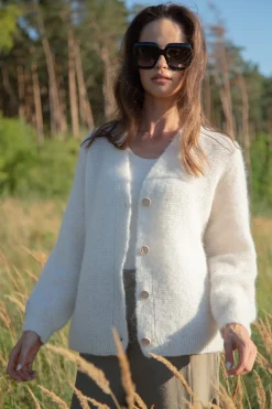 Kardigany Na Jesień I Zimę | Kardigany Eleganckie>Fobya Zapinany kardigan z niefarbowanej wełny alpaki F1725 ecru